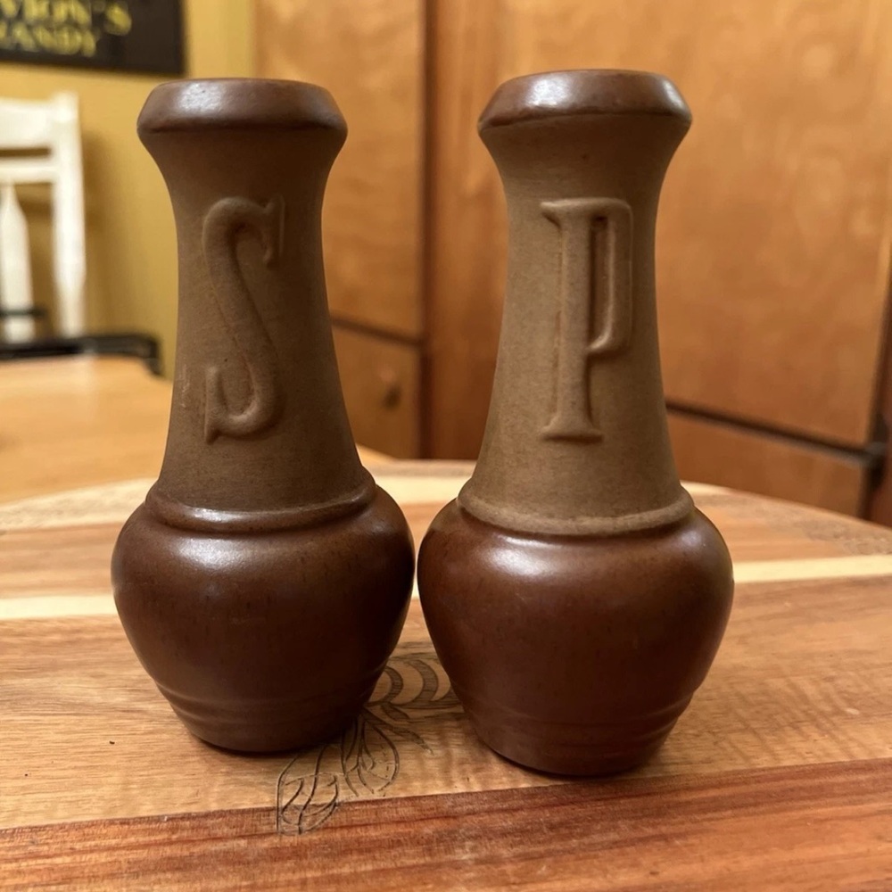 Vintage 1970’s Salt & Pepper Shakers Ceramic Salt & Pepper Shakers Tall
